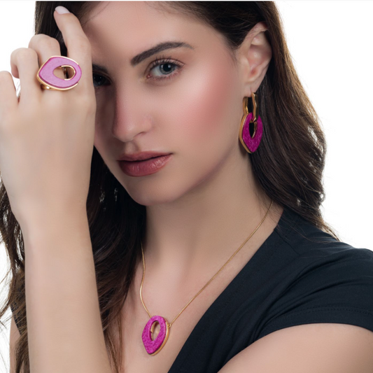 Pink Feldspar Necklace – 18K Gold Plated