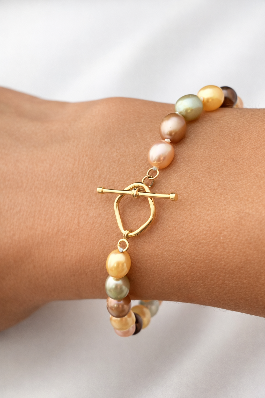 Freshwater Cultured Pearl Toggle Bracelet – 14K Gold, Multicolor