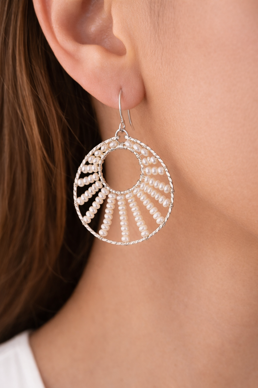 925 Sterling Silver - Freshwater Cultured Pearl Hook Earrings