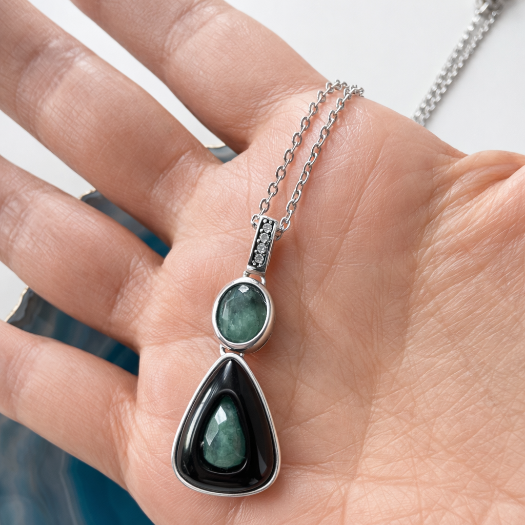 Onyx and Emerald Necklace – 925 Sterling Silver