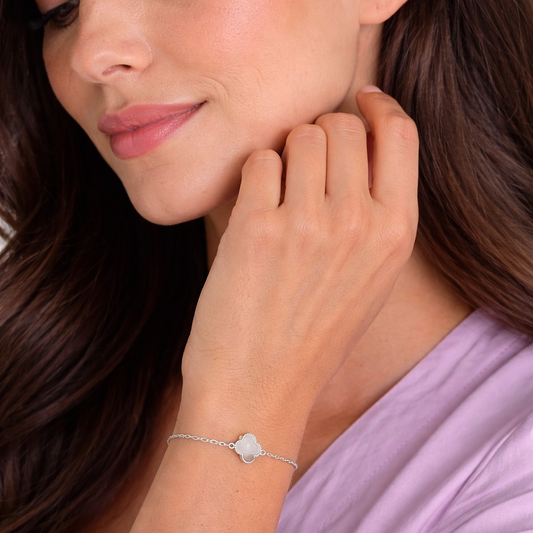 925 Sterling Silver Clover Bracelet with Mother-of-Pearl Accent