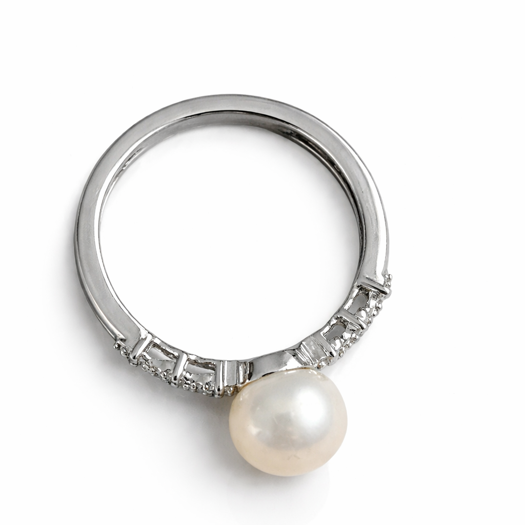 925 Sterling Silver Diamond & Freshwater Cultured Pearl Ring