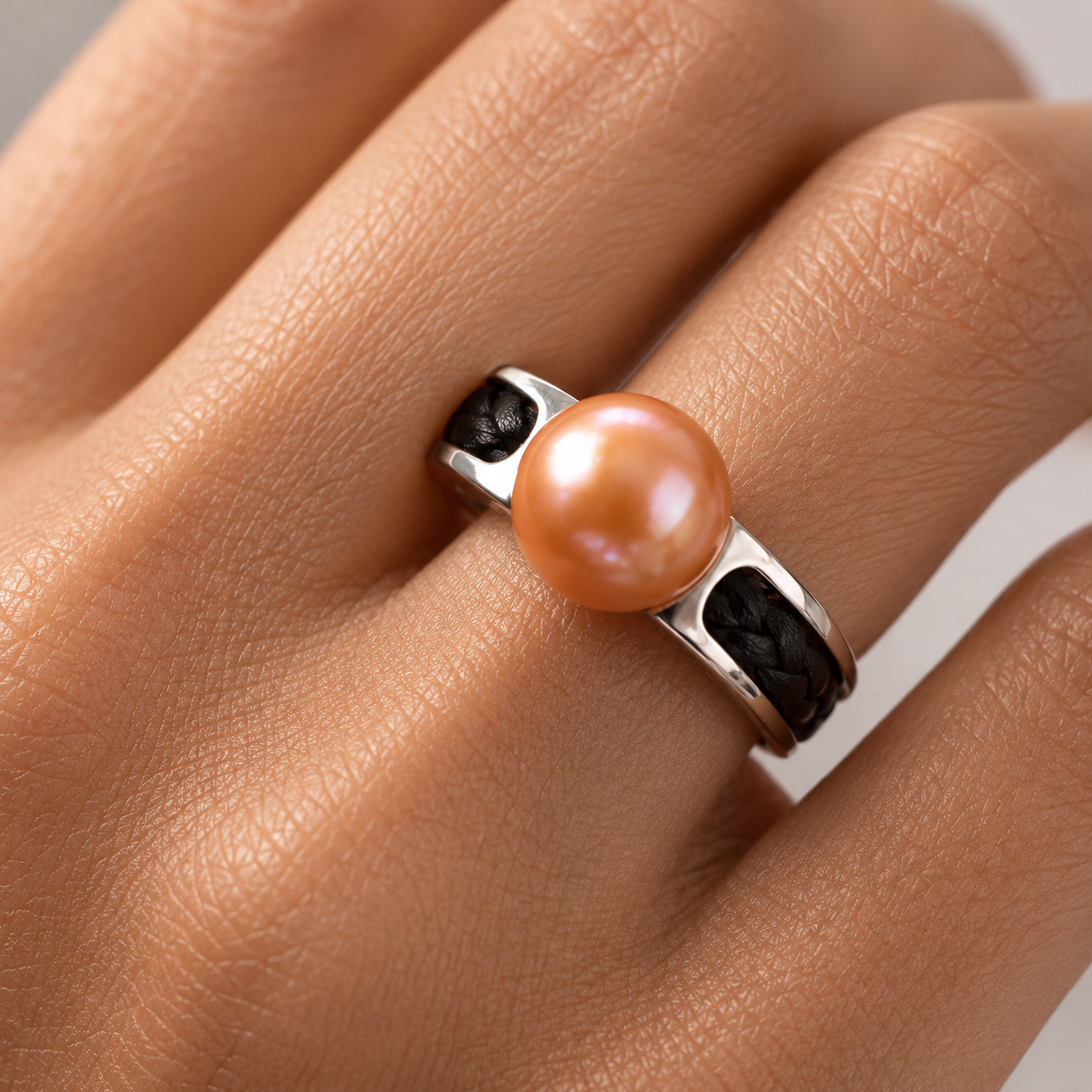 925 Sterling Silver Freshwater Cultured Pearl Woven Leather Band Ring