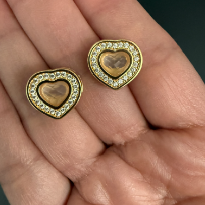 Rose Quartz Heart Stud Earrings – 18K Gold Plated